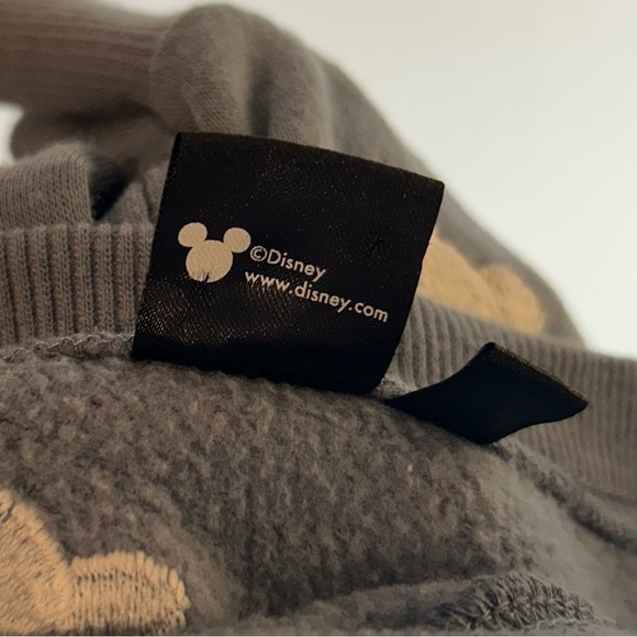 Women’s Size Medium Sweatshirt Blue Disney Theme Mickey Mouse Daisy Embroidered - Picture 12 of 16